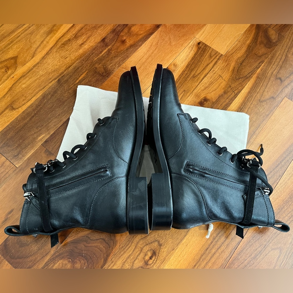 VALENTINO GARAVANI
Rockstud Chain Leather Combat Boots, LIKE NEW - Picture 9 of 16